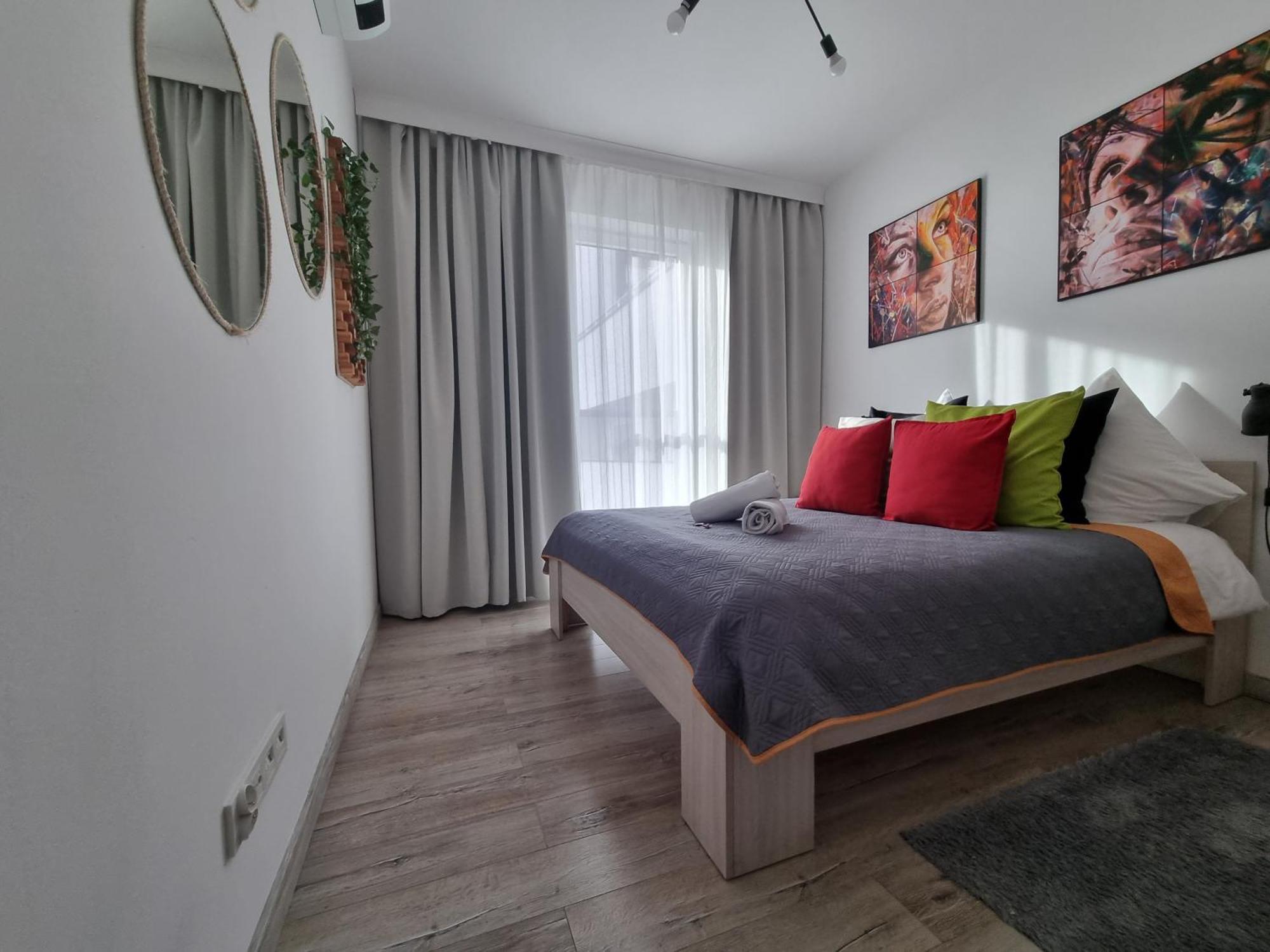 Q Apart Gold-Trzy Pokoje, Manufaktura, Klimatyzacja I Garaz Gratis, Tv Max, Fv, Gwarancja Zadowolenia Łódź Buitenkant foto