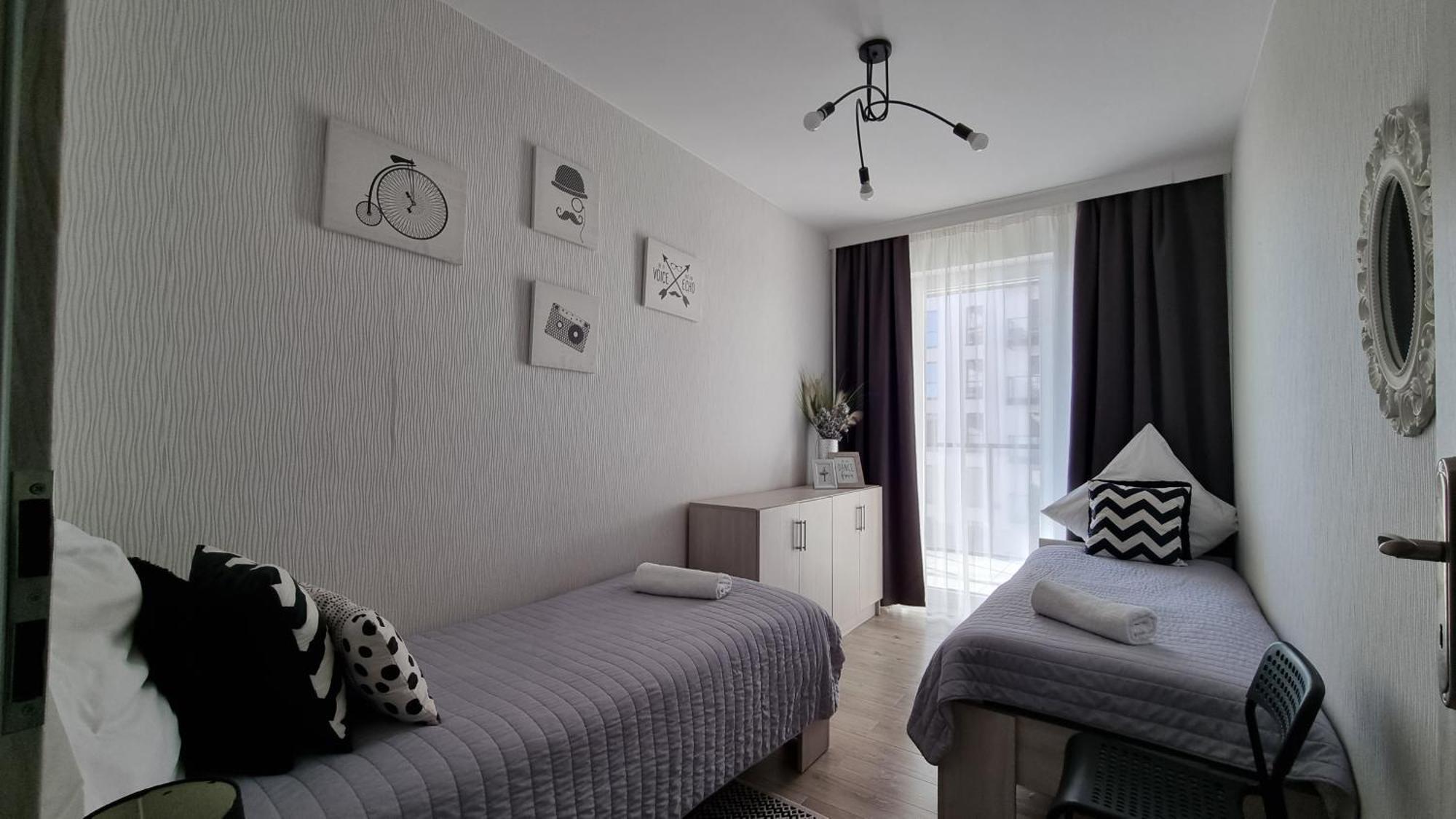Q Apart Gold-Trzy Pokoje, Manufaktura, Klimatyzacja I Garaz Gratis, Tv Max, Fv, Gwarancja Zadowolenia Łódź Buitenkant foto