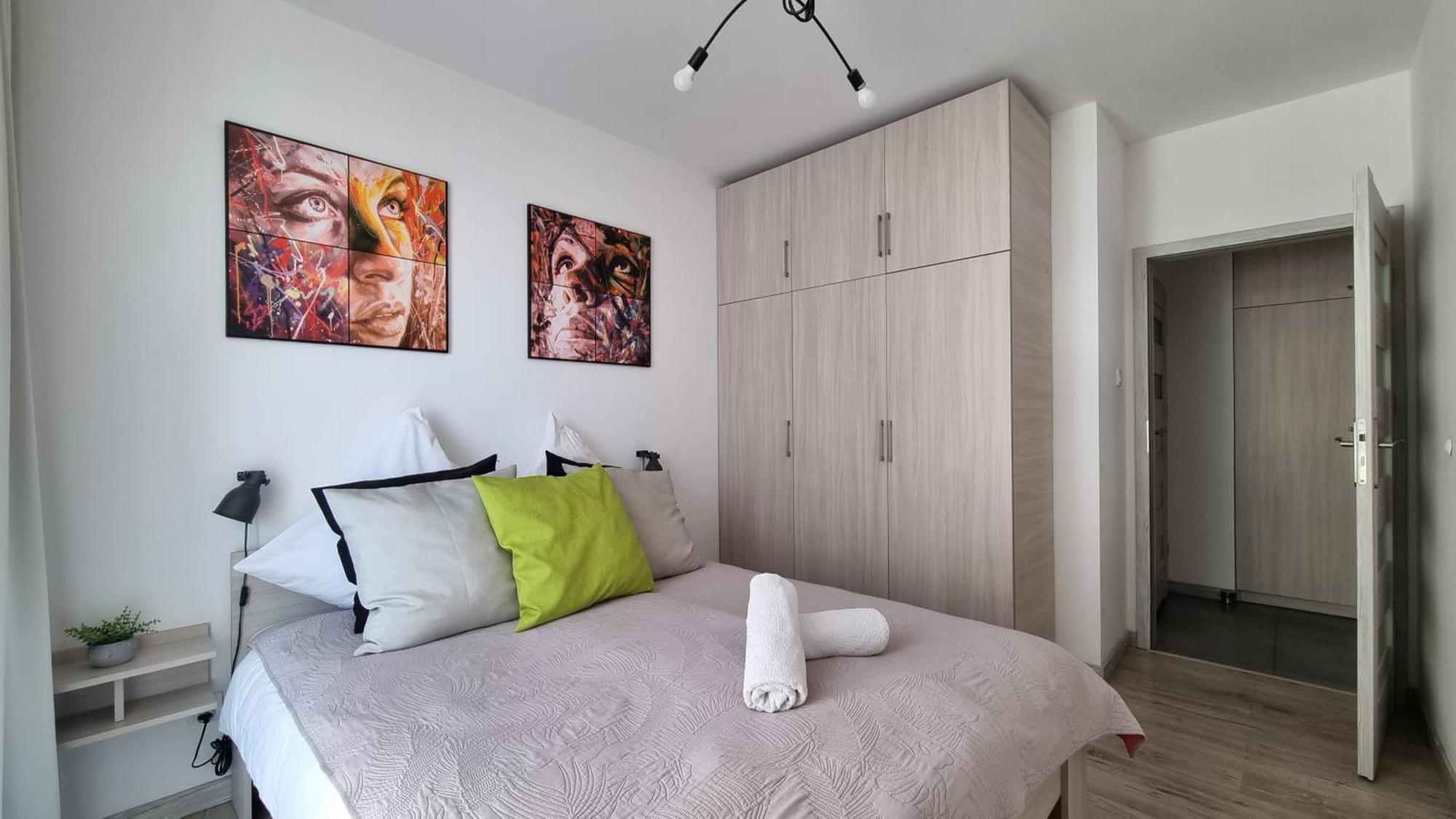 Q Apart Gold-Trzy Pokoje, Manufaktura, Klimatyzacja I Garaz Gratis, Tv Max, Fv, Gwarancja Zadowolenia Łódź Buitenkant foto
